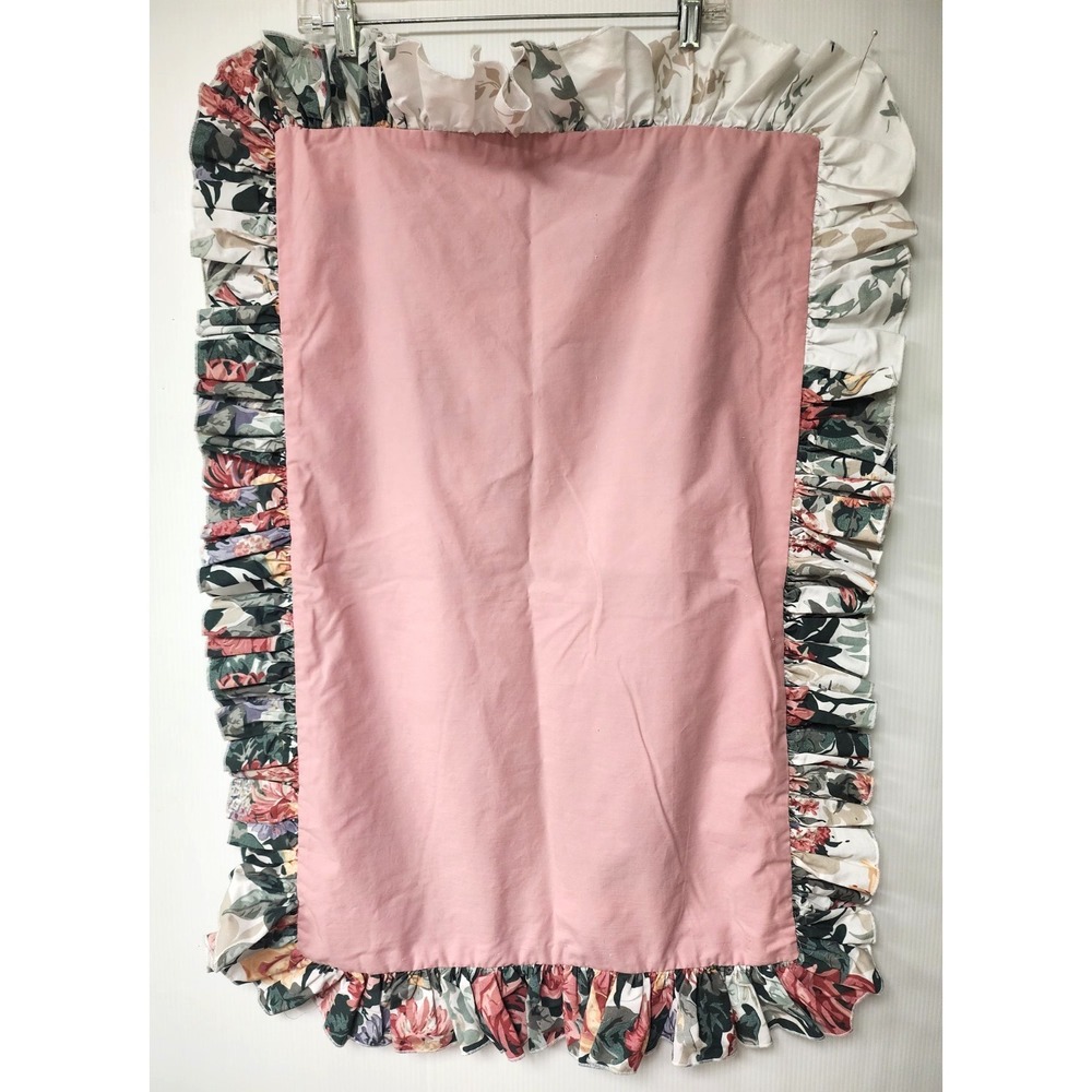 Pillow Sham - unbranded Floral   34" x 23"  Mauve and floral.  Zip Closure